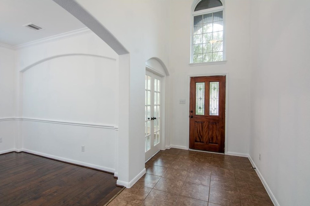 55 N Marshside Pl, Spring, TX 77389