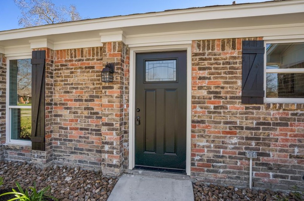 16975 Hummingbird, Conroe, TX 77385
