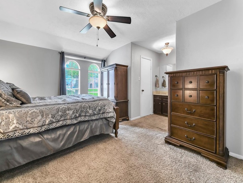 2019 Middle Crk Dr, Humble TX 77339-1708 exterior