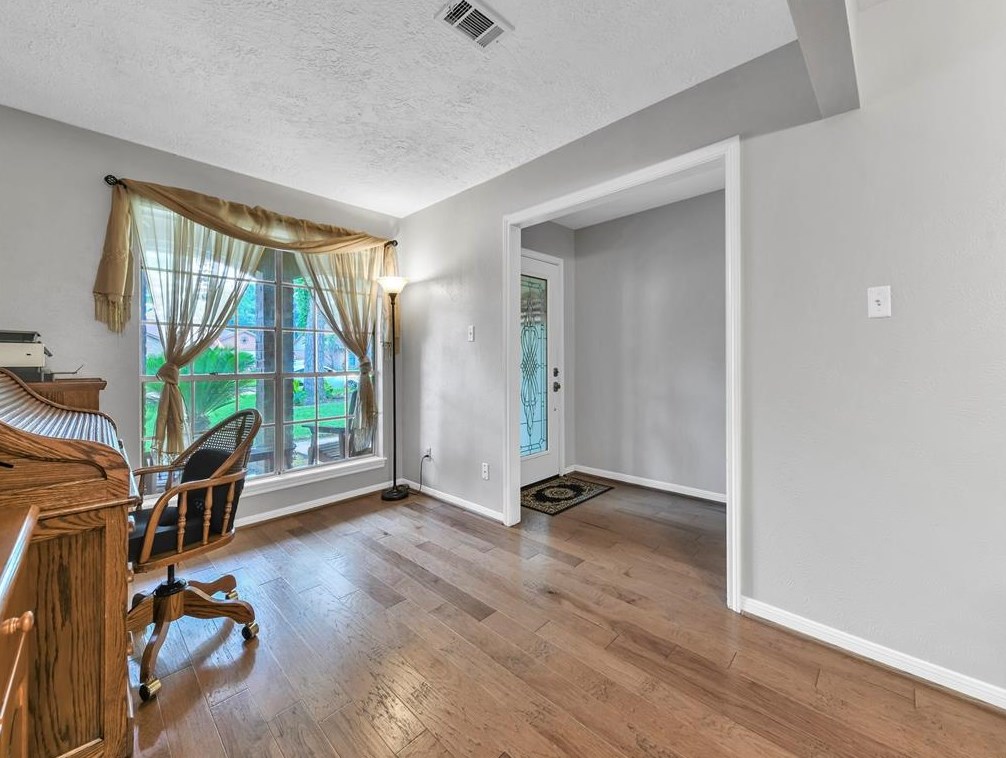 2019 Middle Crk Dr, Humble TX 77339-1708 exterior