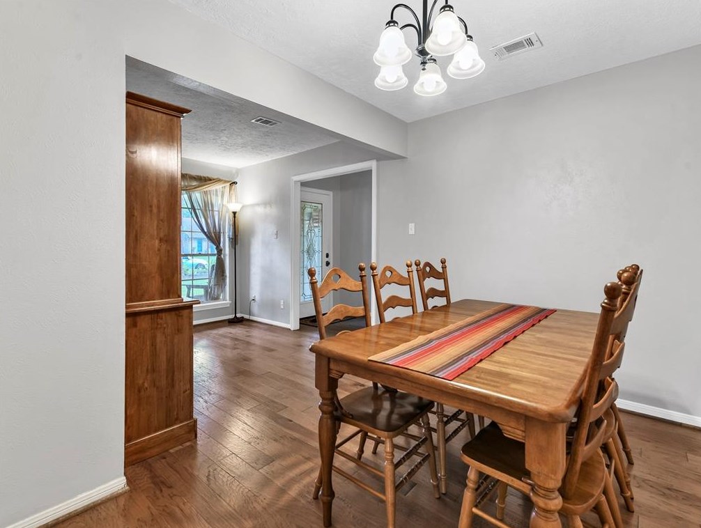 2019 Middle Crk Dr, Humble TX 77339-1708 exterior