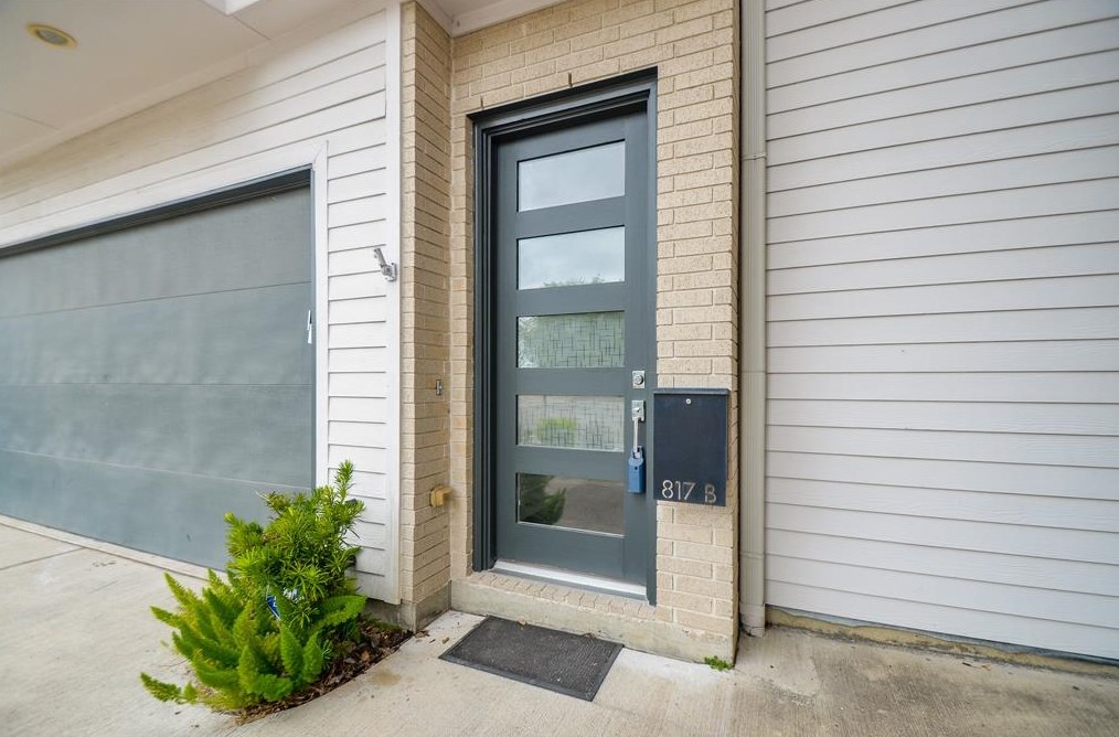 817 Delano St #b, Houston, TX 77003
