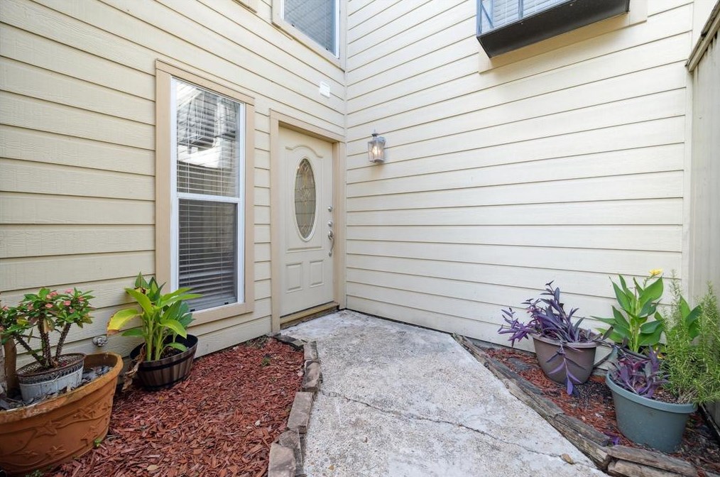 218 Reinerman St, Houston, TX 77007
