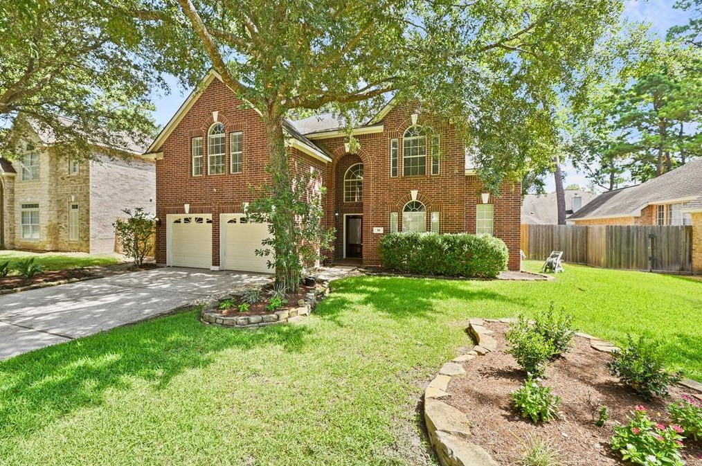 10 Long Springs Pl, Spring, TX 77382-1641