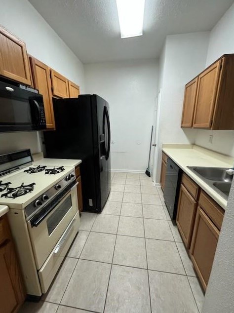 8411 Cienna Dr, Houston TX  77040-1664 exterior