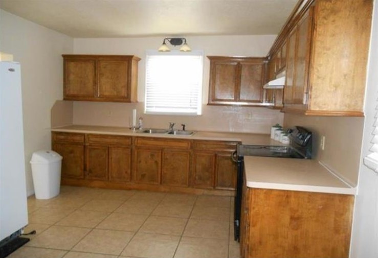 2790 San Antonio St, Beaumont, TX 77701