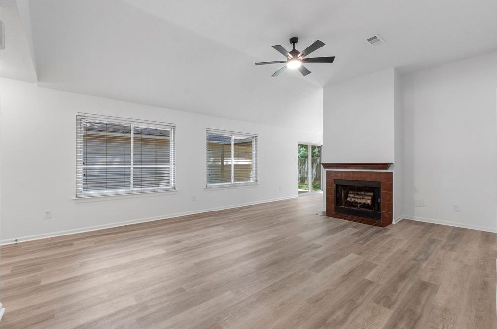 66 S Cobble Hill Cir, Spring, TX 77381
