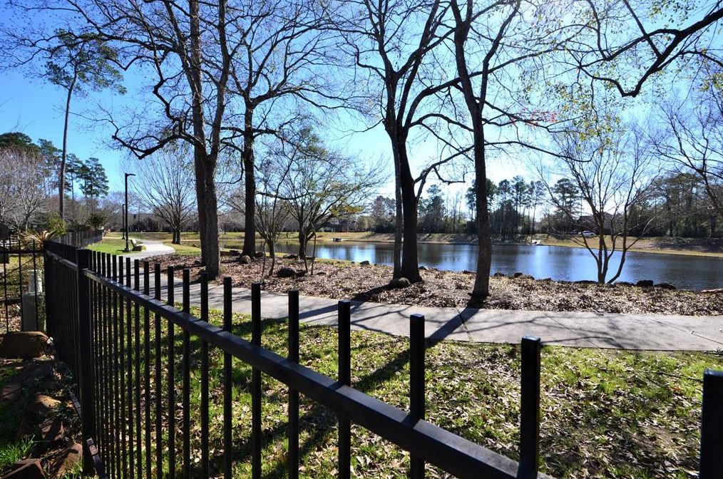510 Island Spring Ct, Spring TX  77373-8435 exterior