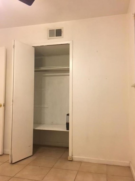 4027 Knottynold Ln, Houston TX  77053-1408 exterior