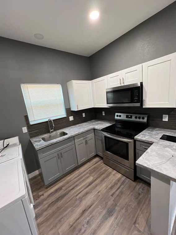2604 Mills St, Houston, TX 77026-7422