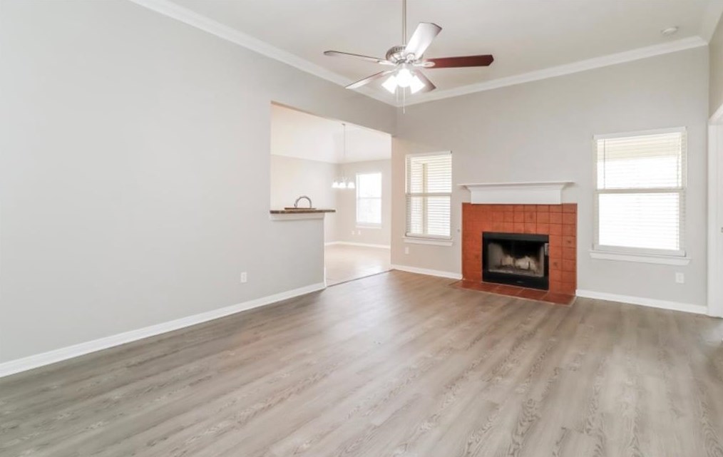 7925 Comal St, Houston, TX 77051