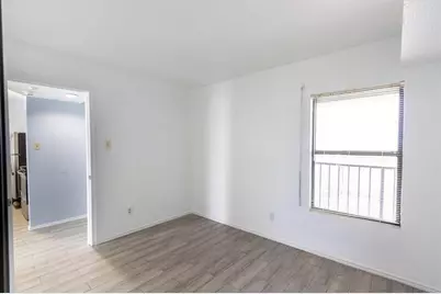 11949 Termini-San Luis #402, Galveston, TX 77554 - Photo 4