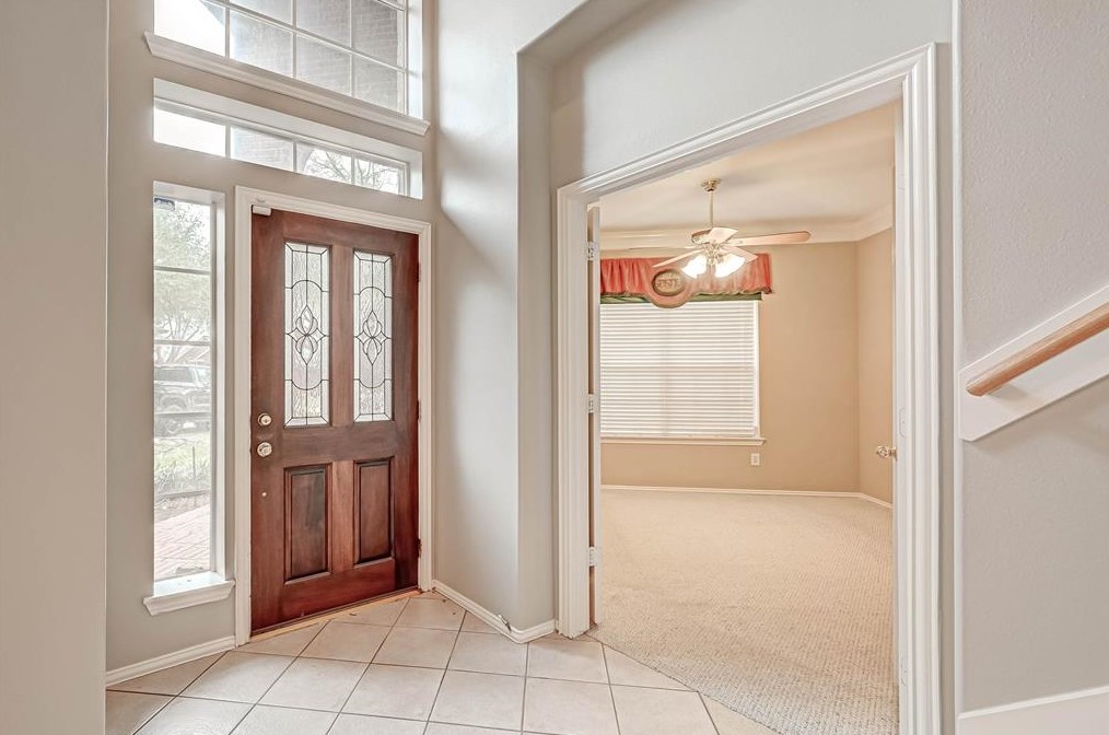 10823 White Oak Trace Dr, Cypress, TX 77429