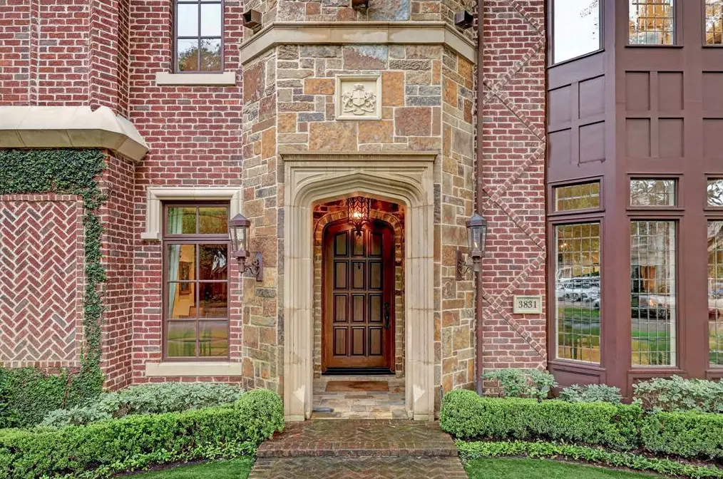 3831 Case St, Houston TX  77005-3601 exterior