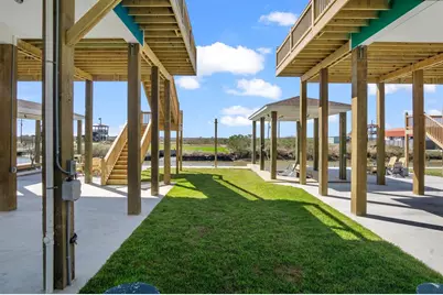 1297 Mabry Street, Gilchrist, TX 77617 - Photo 38