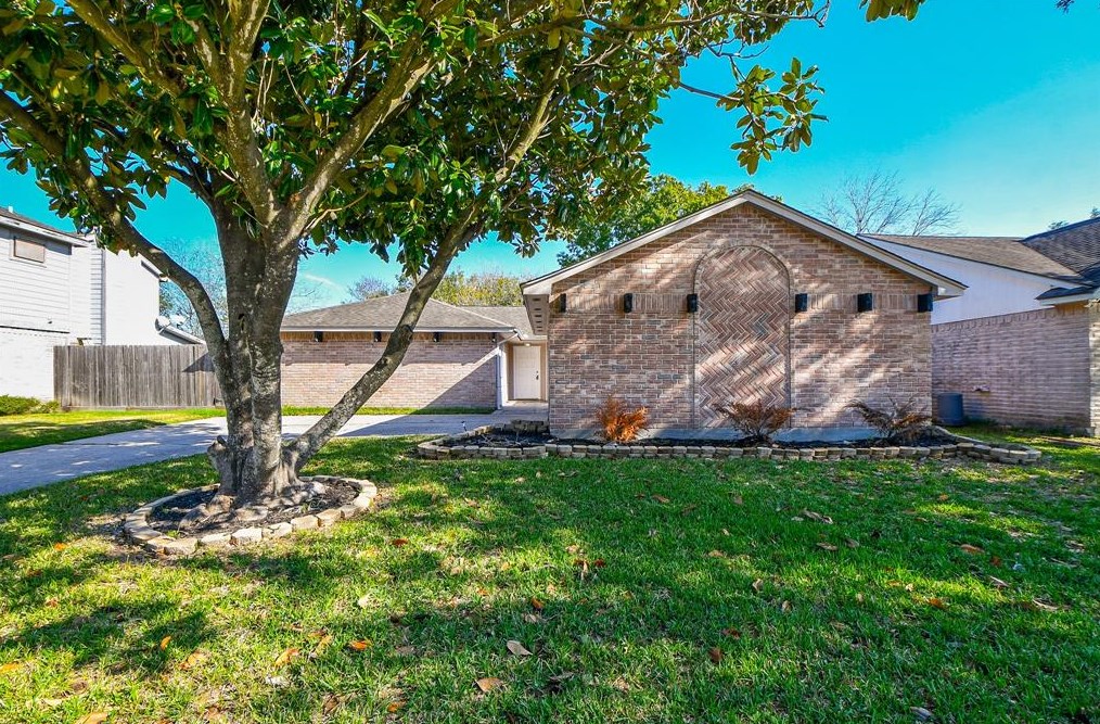 11418 Mortimer Dr, Houston, TX 77066