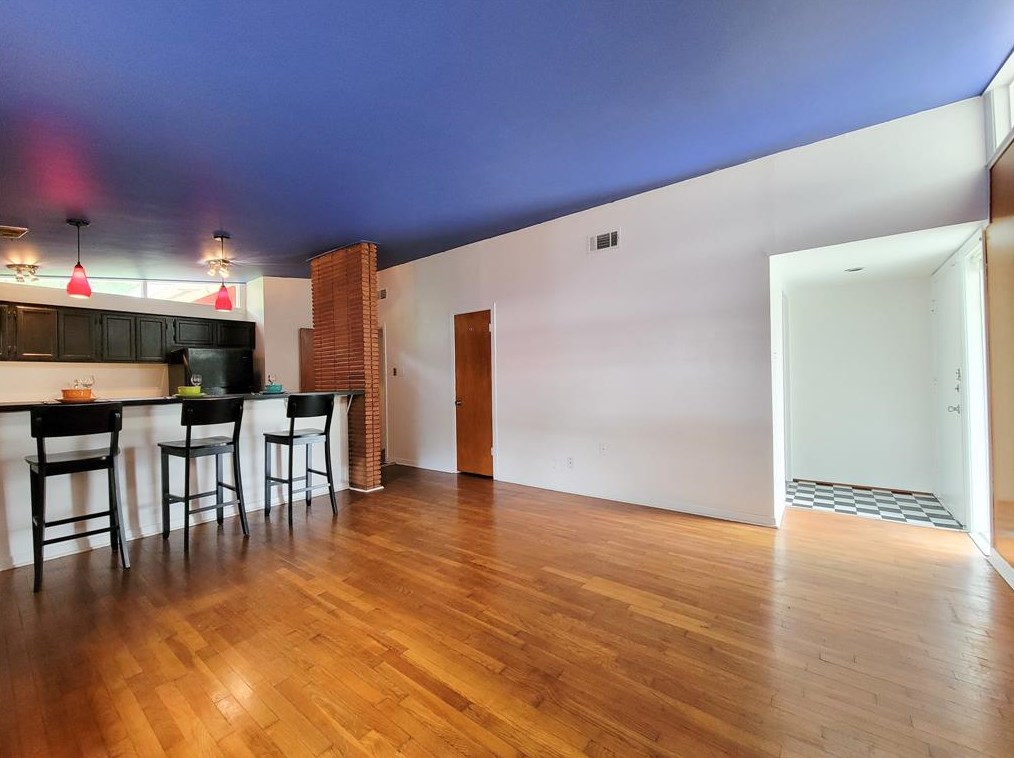 10223 Elmhurst St, Houston, TX 77075-4108