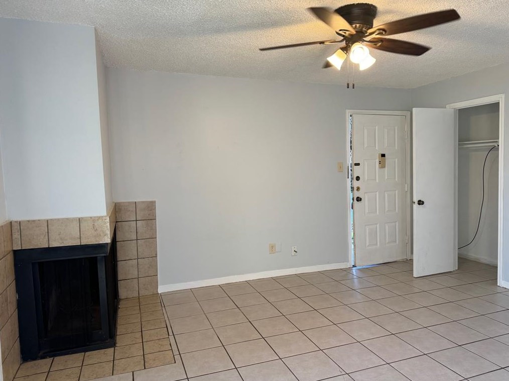 8533 Sands Point Dr, Houston TX  77036-2772 exterior