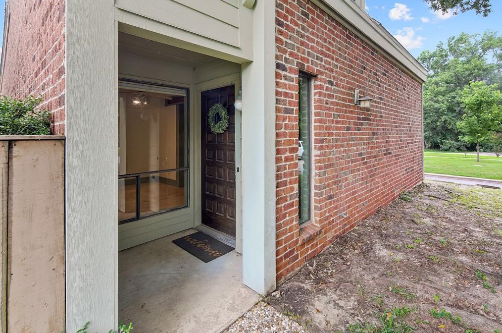 2806 Briarcreek Ct, Bryan, TX 77802-2105