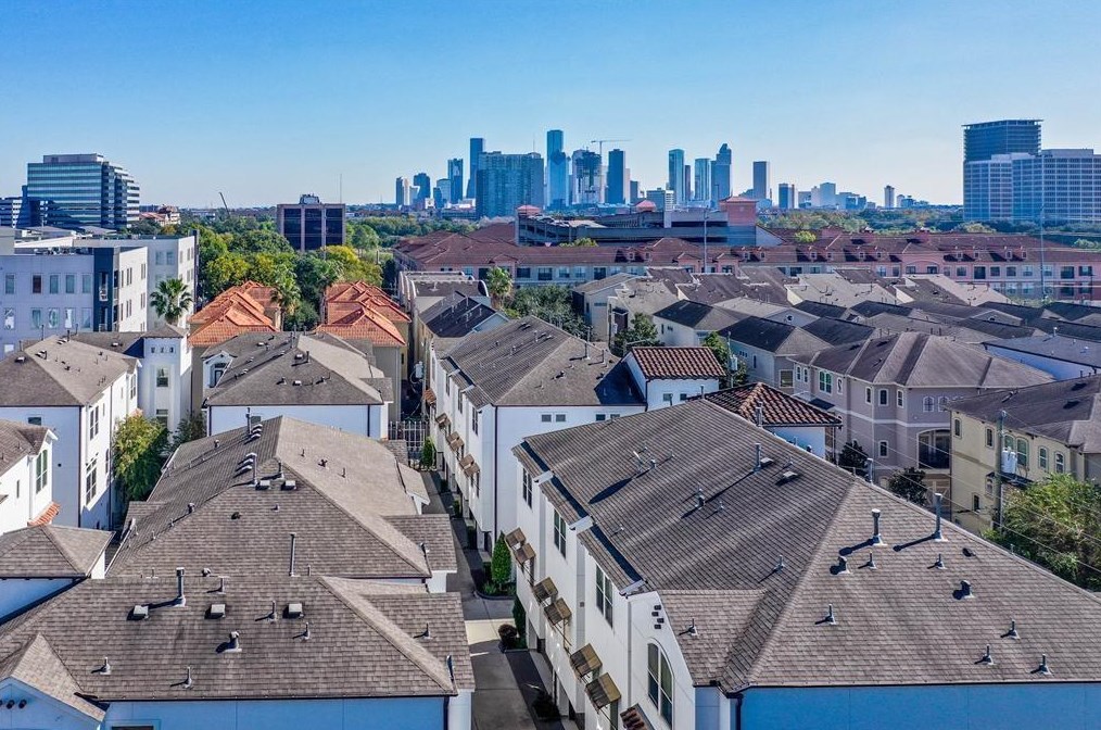 4226 Dickson St, Houston, TX 77007