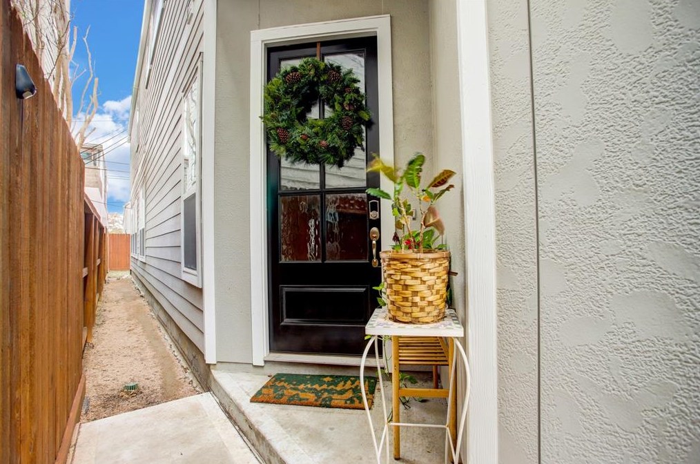 5014 Lillian St, Houston, TX 77007