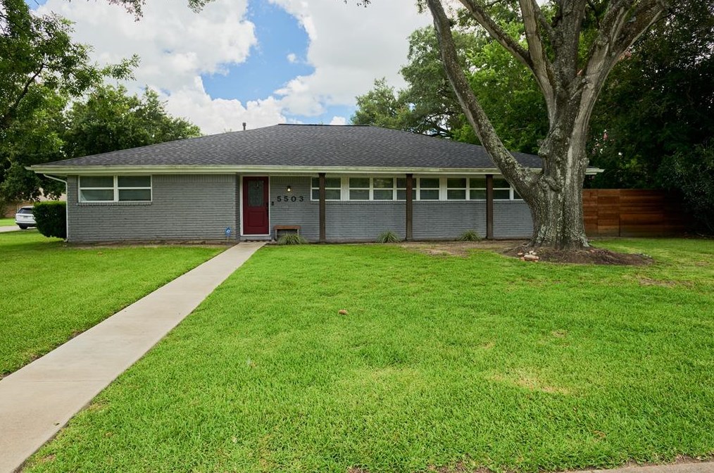 5503 W Bellfort St, Houston, TX 77033