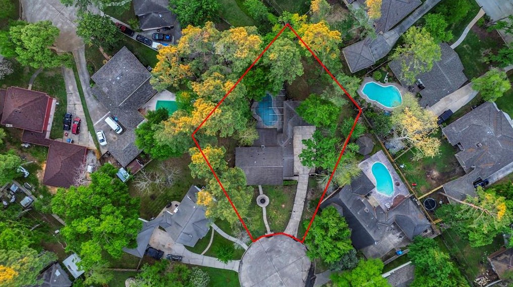 1126 Pear Tree Ln, Houston, TX 77073-1236