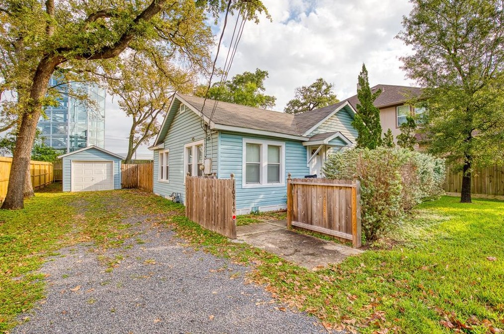 10940 Lasso Ln, Houston, TX 77079