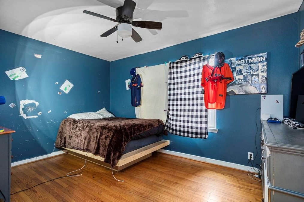 6614 Scribner Rd, Houston TX  77074-6422 exterior