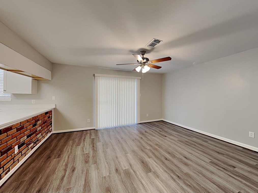 6210 Newquay St, Houston TX  77085-3228 exterior