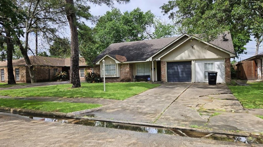 610 Wild Wind Ln, Houston, TX 77013-5526