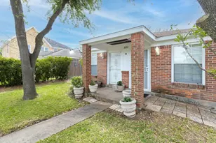 5022 Stimson St, Houston, TX 77023 - Photo 2