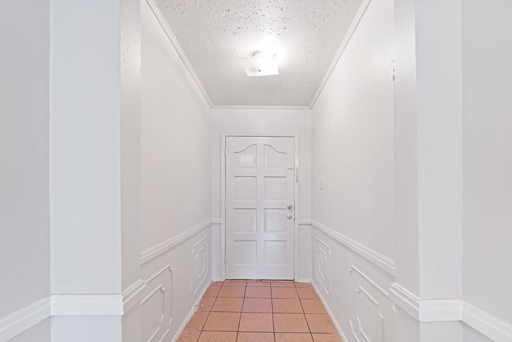2063 Delphi Ln, Houston TX  77067-2006 exterior