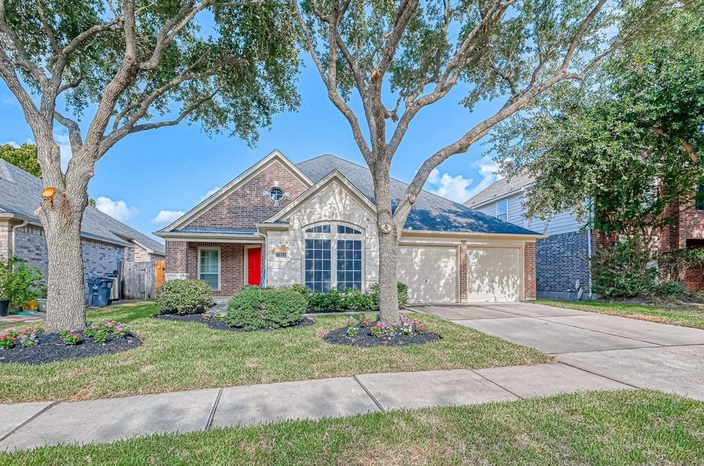 7311 April Creek Ln, Houston, TX 77095-1283