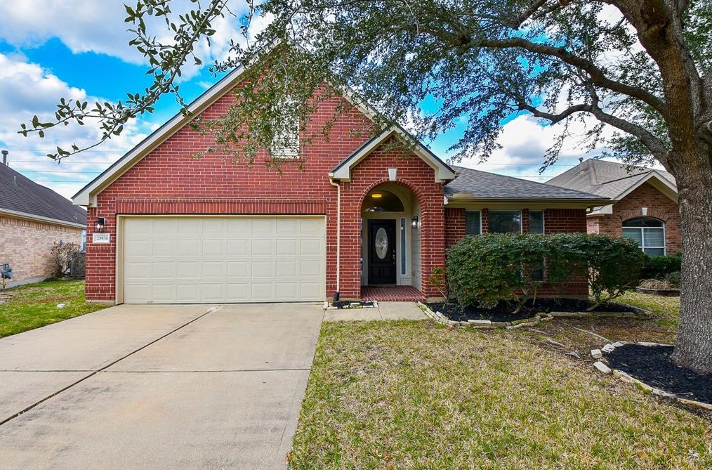 25930 Hopson Meadows Dr, Richmond, TX 77406
