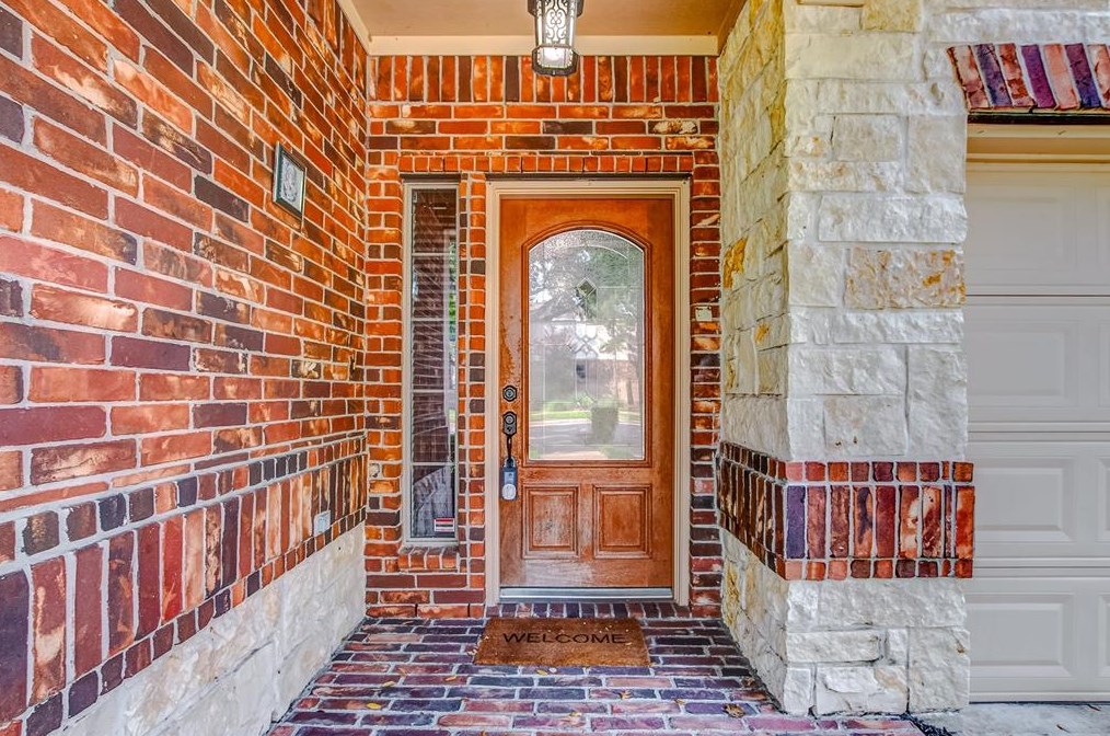 8823 Flowering Ash Xing, Katy TX  77494-0447 exterior