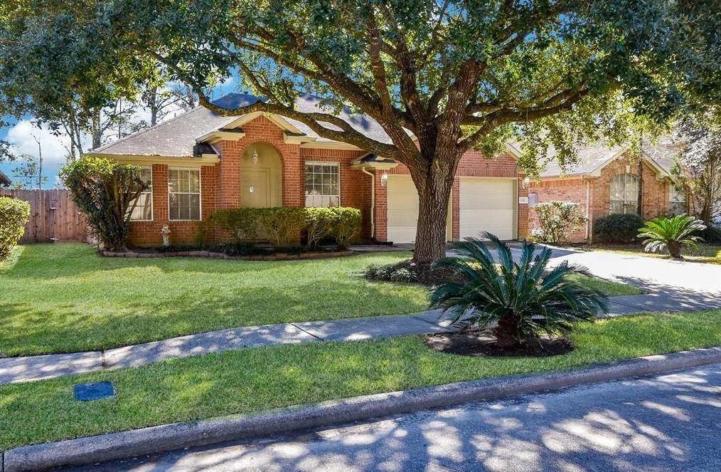 5018 Hickorygate Dr, Spring TX  77373-8515 exterior