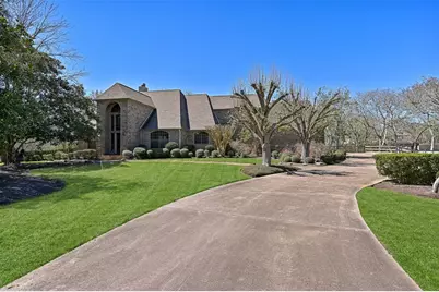 1208 Cowards Creek Drive, Friendswood, TX 77546 - Photo 2