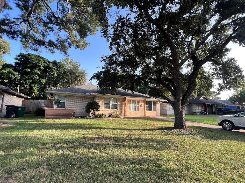 1711 Wilde Rock Way, Houston TX  77018-7213 exterior