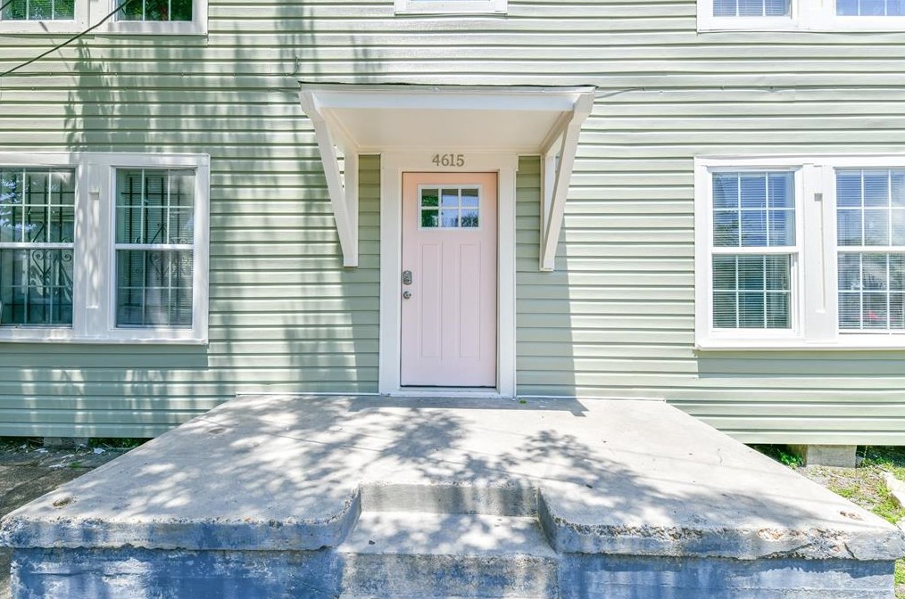 4615 Schroeder St #3, Houston, TX 77011