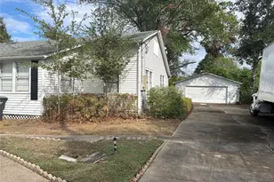 1402 East Ave, Katy, TX 77493 - Photo 2