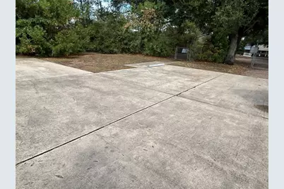 1402 East Avenue, Katy, TX 77493 - Photo 36