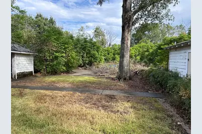 1402 East Avenue, Katy, TX 77493 - Photo 10