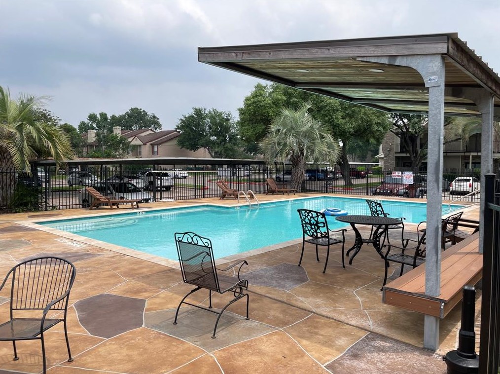 8100 Cambridge St #113, Houston, TX 77054