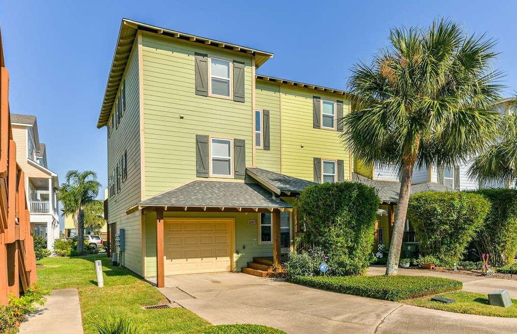 2807 Merida Ct, Galveston, TX 77554