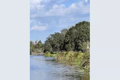 708 Winchester Trail, Angleton, TX 77515 - Photo 22