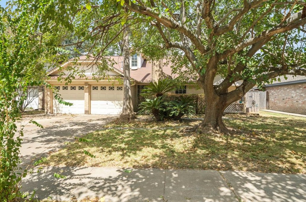 10606 Saddlehorn Trl, Houston TX  77064-5430 exterior