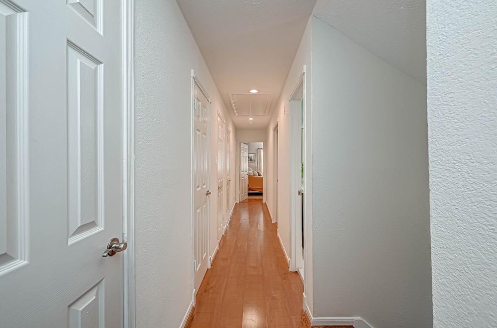 18015 Oakhampton Dr, Houston TX  77084-3261 exterior