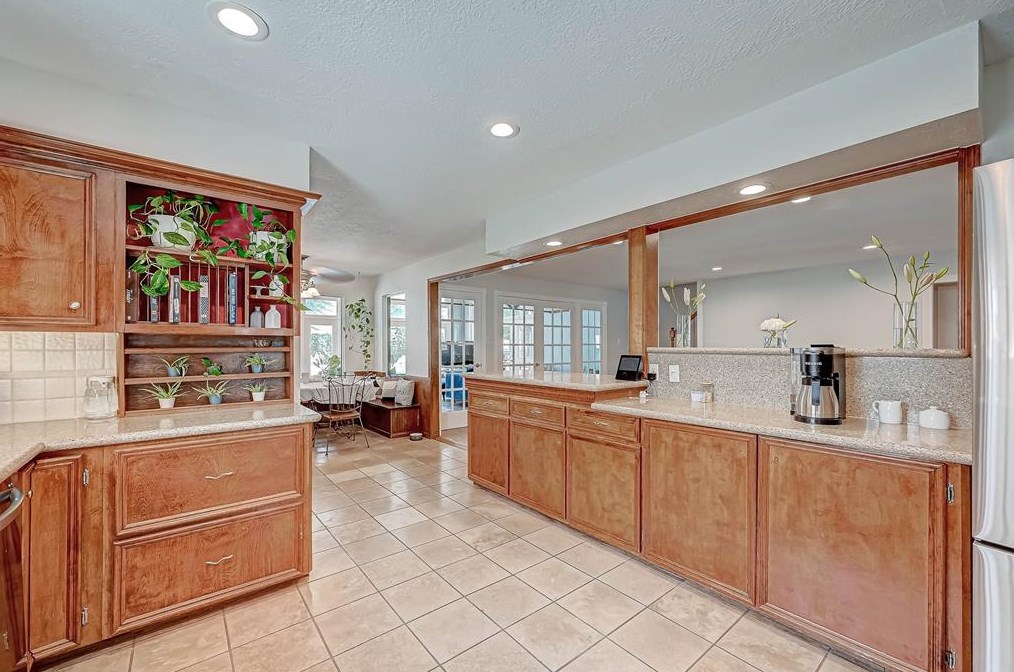 18015 Oakhampton Dr, Houston TX  77084-3261 exterior