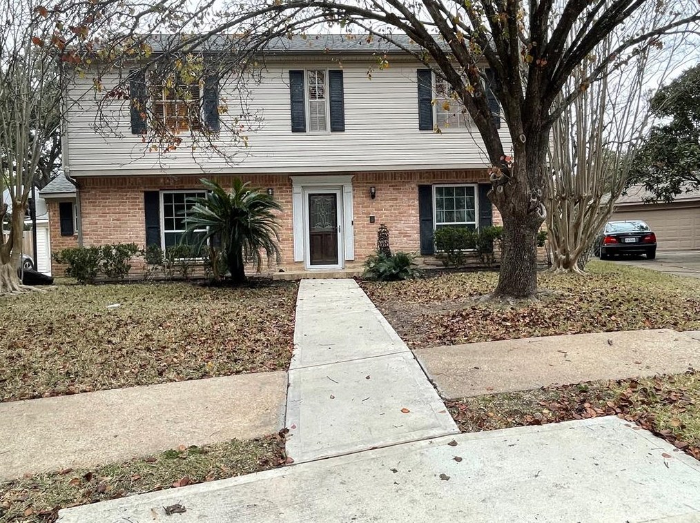 11310 Meadow Lake Dr, Houston, TX 77077